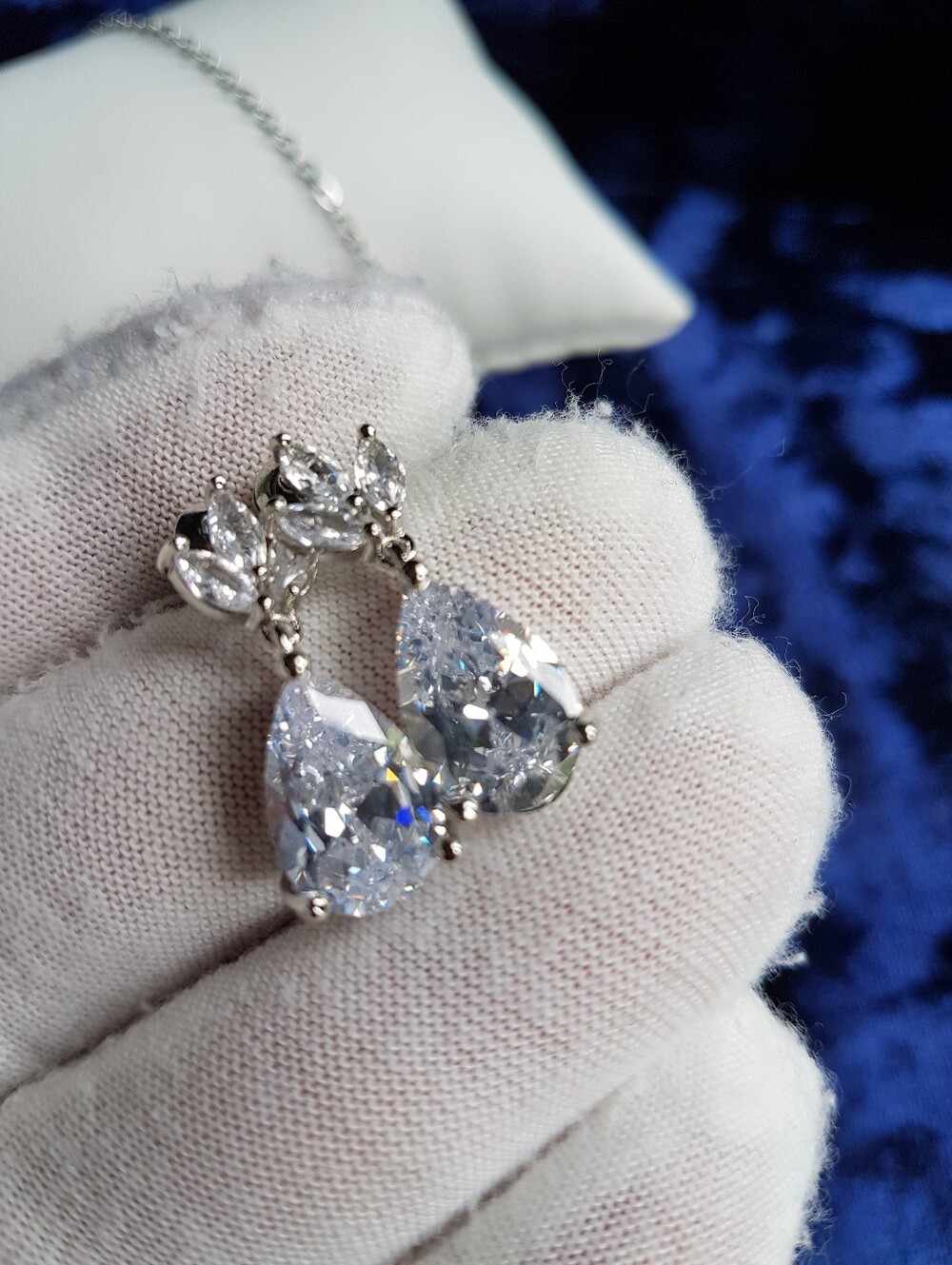 Swarovski Elements Platinum Marquis Teardrop Leaf Chain Necklace & Earrings SET - Picture 7 of 14